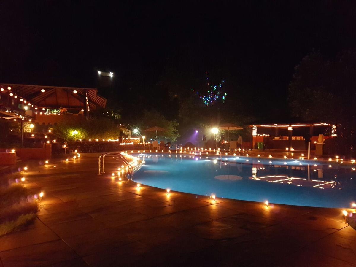 Cherilyn Monta Resort - Ratnagiri Vatul Exterior foto